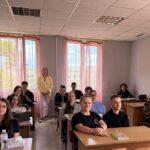 Випускниця та відмінниця навчання МКФКБ та ЛТЕУ Евеліна ЯКУБИЧ сьогодні будує блискучу кар’єру на посаді головного бухгалтера однієї з філій провідної компанії України